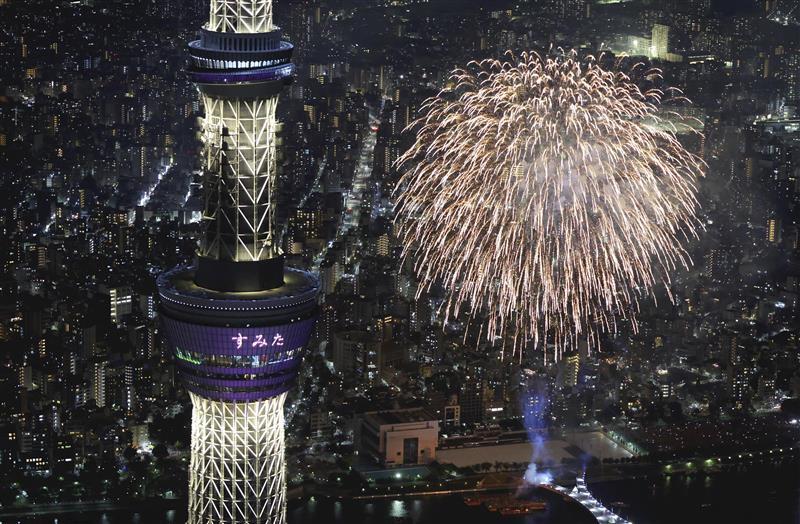 20260421 写真部より入手_二次利用の際は都度確認すること「読売新聞社ヘリより」と入れる[未編集校了]写真・隅田川花火4_d273d2djrliscdo1en70
